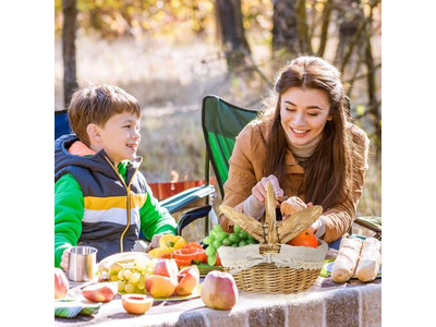 Picknick-Set für zwei Personen Tischkorb Personalisiert für Bierisolierung